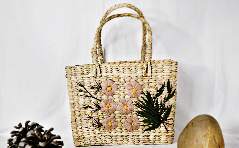 Kauna Grass Dusty Color Embroidered Square Bag