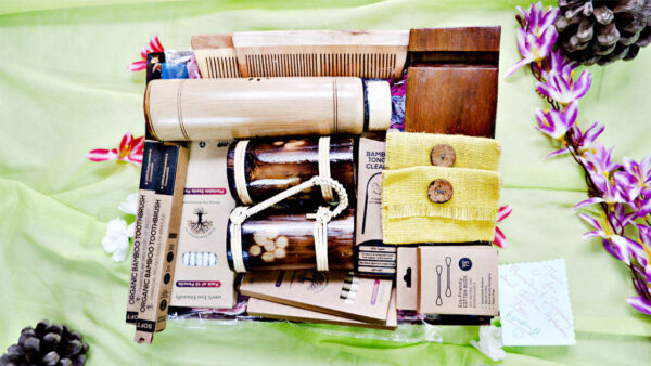 Premium Gift Pack for couples with phulkari
