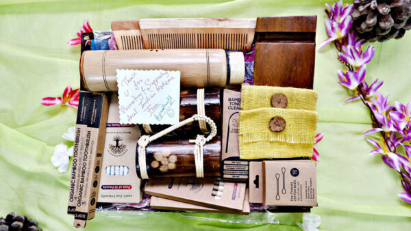 Premium Gift Pack for couples with phulkari
