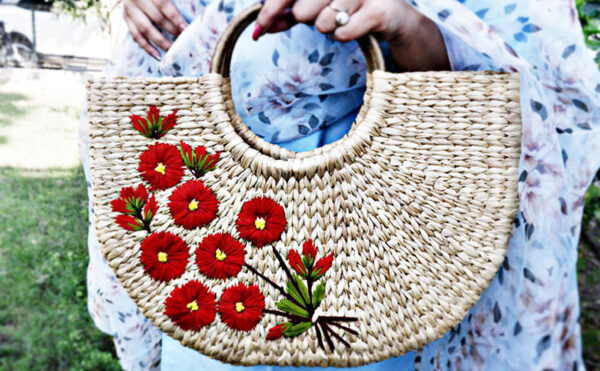 DSF8152-1 Kauna Grass Red Embroidered U Bag
