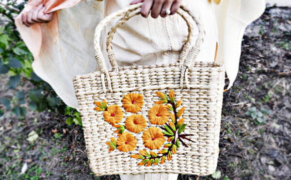 DSF8217-1 Kauna Grass Mustard Embroidered Square Bag