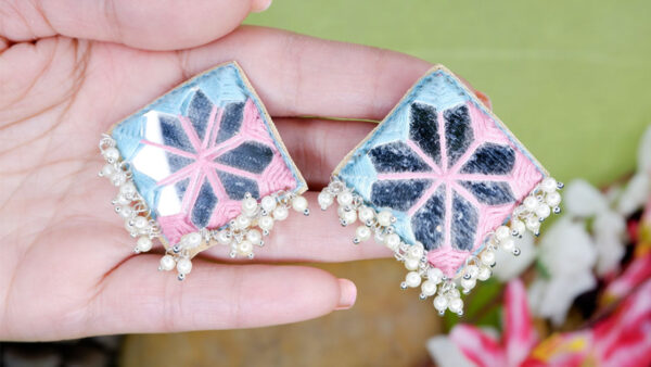Earrings12-a Pink light green thread square mirror loreal