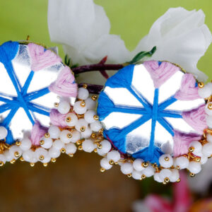 Blue pink thread round mirror loreal