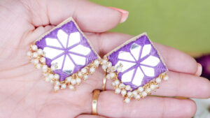 Purple  thread square mirror loreal