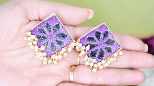 Earrings15-3 Purple thread square mirror loreal