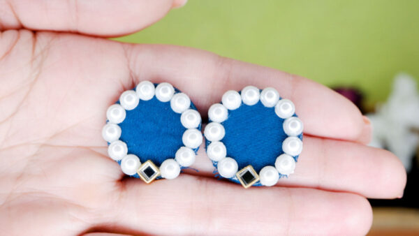 blue-ear-rings Blue Pearl stud