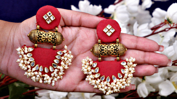 Maroon/Red Tabiz with kundan Loreal Earrings